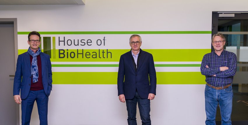 (De g. à dr.) Carlo Thelen, directeur général de la Chambre de Commerce, Jean-Paul Scheuren, administrateur, House of Biohealth et Philippe Sollie, CEO de Flen Health.
La House of Biohealth offre une solution d’hébergement clé en main aux entrepri