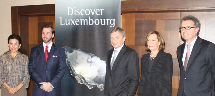 De g. à dr.: Madame Sabanci, Consul honoraire du Luxembourg en Turquie, S.A.R. le Grand Duc héritier du Luxembourg, S.E.M. Krecké, ministre de l’économie et du commerce extérieur, S.E.M. Arlette Conzemius, Ambassadrice du Luxembourg pour la Turquie